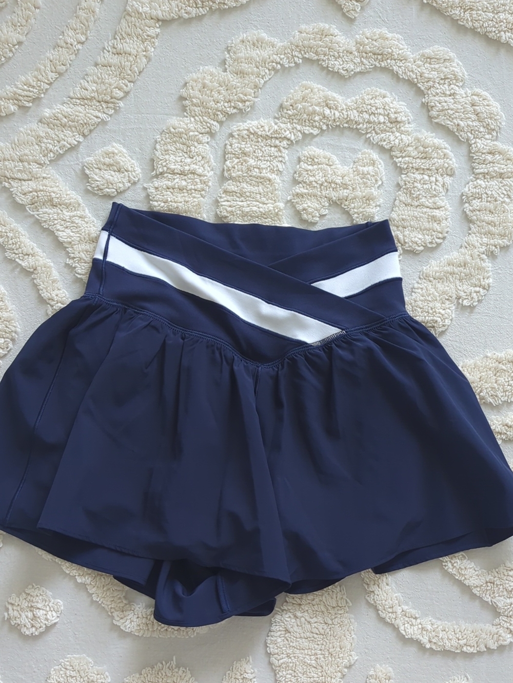 Aerie Real Me Crossover Flowy Short In Royal Navy Shorts Size XS - Picture 4 of 6
